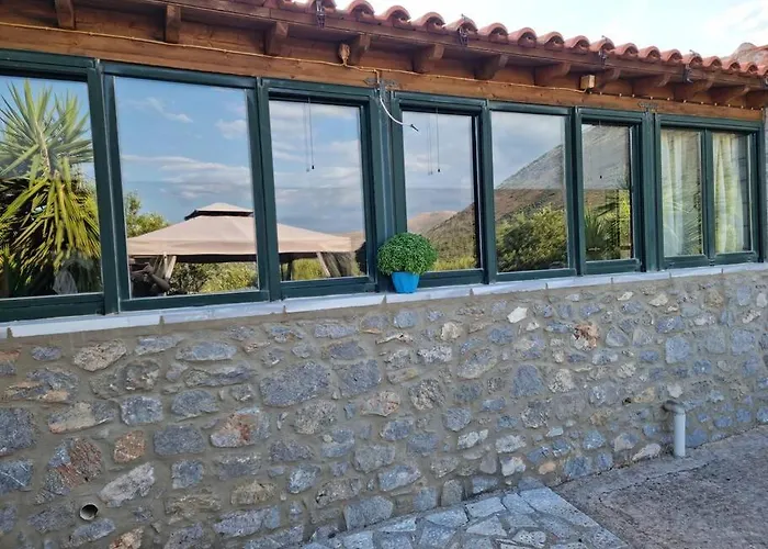 Petra & Elia Tatil Evi